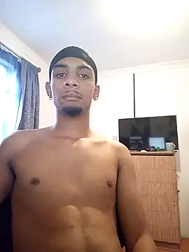 29YOURZ 28  online show from December 12, 7:41 am