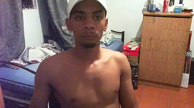 29YOURZ 28  online show from February 10, 7:07 pm