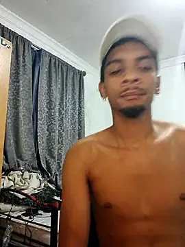 29YOURZ 28  online show from October 23, 7:23 pm