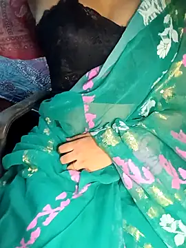 Snapshot of Ralisha_Rani chatting on June 17, 11:23 am Ralisha Rani online show from June 17, 11:23 am
