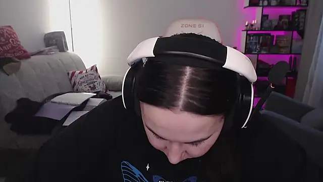 SexyWitch 666 online show from January 19, 7:45 am