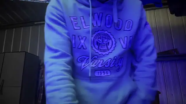 nakud4u online show from December 14, 3:04 pm