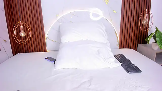 miamiller69 online show from November 8, 4:45 am