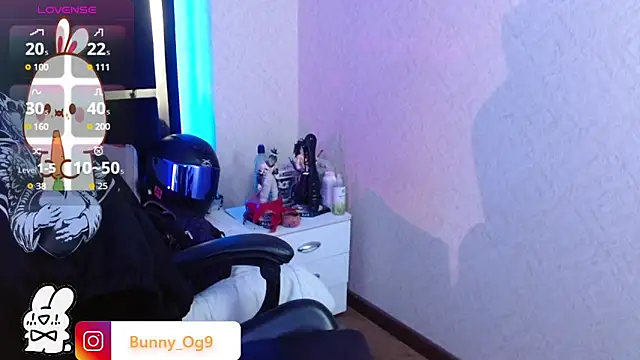 Snapshot of Bunny_O chatting on May 21, 12:39 am Bunny O online show from May 21, 12:39 am