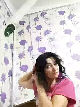 SweetLeila40 online show from February 3, 7:31 pm