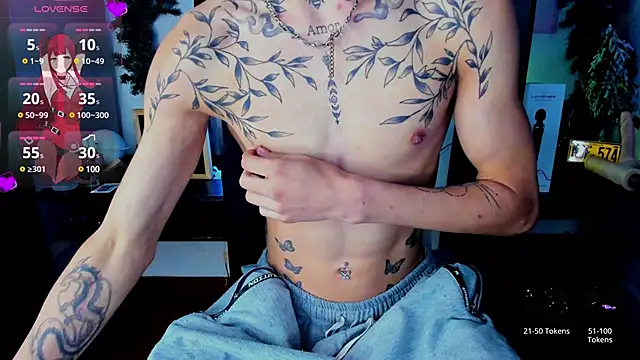 Snapshot of juniior_2311_ chatting on March 5, 3:40 pm juniior 2311 online show from March 5, 3:40 pm