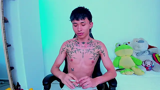 Snapshot of juniior_2311_ chatting on October 30, 7:14 pm juniior 2311 online show from October 30, 7:14 pm