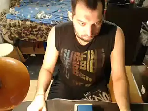Snapshot of BISEXGOOD777 chatting on May 29, 7:23 pm BISEXGOOD777 online show from May 29, 7:23 pm