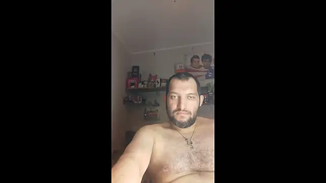 Snapshot of BISEXGOOD777 chatting on June 14, 8:22 pm BISEXGOOD777 online show from June 14, 8:22 pm