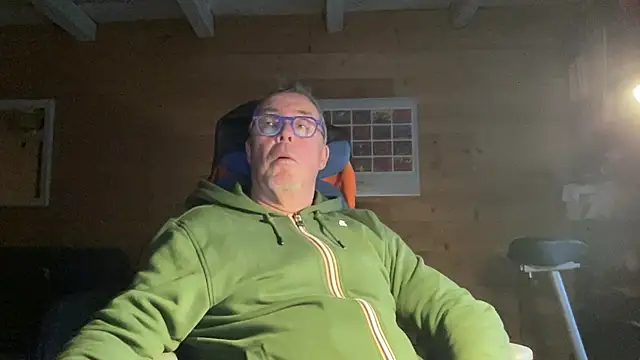 lelohop online show from February 6, 7:45 am