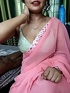 Snapshot of MUMTAJ-1 chatting on October 5, 4:00 am MUMTAJ-1 online show from October 5, 4:00 am