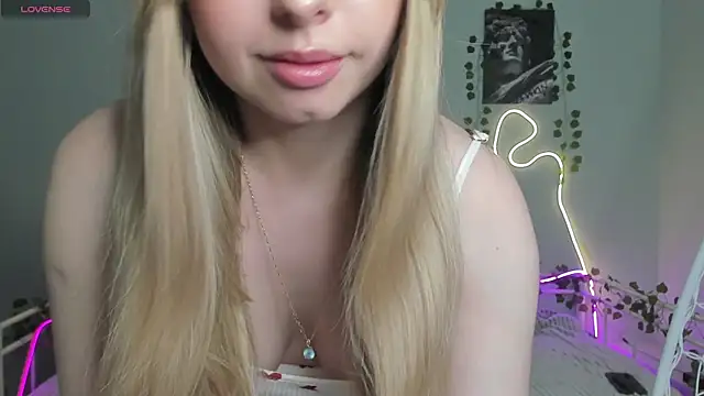 Snapshot of Melissa_babs chatting on February 1, 5:28 am Melissa babs online show from February 1, 5:28 am