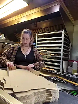 lavenderdelights online show from January 7, 9:35 pm