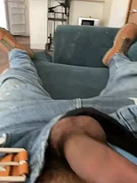 Snapshot of laloly0808 chatting on December 27, 9:43 pm laloly0808 online show from December 27, 9:43 pm