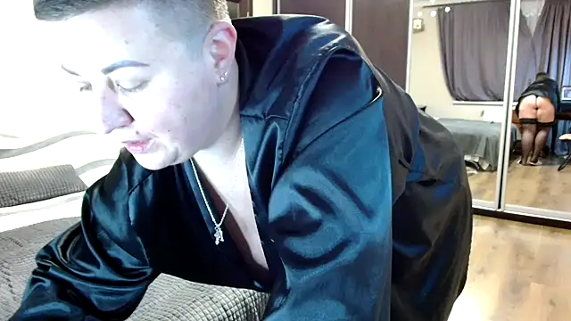 Snapshot of Annet1912 chatting on April 3, 7:45 pm Annet1912 online show from April 3, 7:45 pm