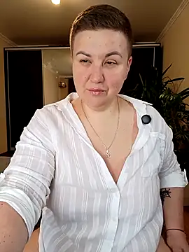Snapshot of Annet1912 chatting on May 6, 8:30 am Annet1912 online show from May 6, 8:30 am