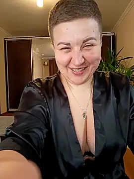 Snapshot of Annet1912 chatting on May 7, 8:20 am Annet1912 online show from May 7, 8:20 am