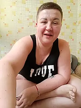 Snapshot of Annet1912 chatting on May 17, 10:11 am Annet1912 online show from May 17, 10:11 am