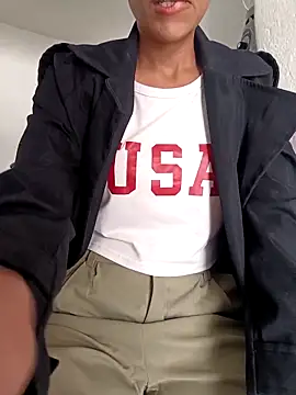 BlairSamy online show from December 1, 2:33 pm