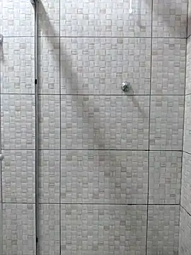 VitoriaFernandes online show from March 12, 4:35 pm