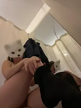 kleinelea123 online show from December 5, 9:17 am