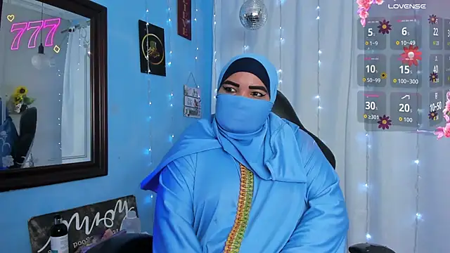 Snapshot of Falak-Yasin chatting on July 24, 12:25 pm Falak-Yasin online show from July 24, 12:25 pm