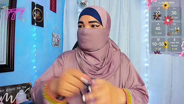 Snapshot of Falak-Yasin chatting on August 1, 12:26 pm Falak-Yasin online show from August 1, 12:26 pm