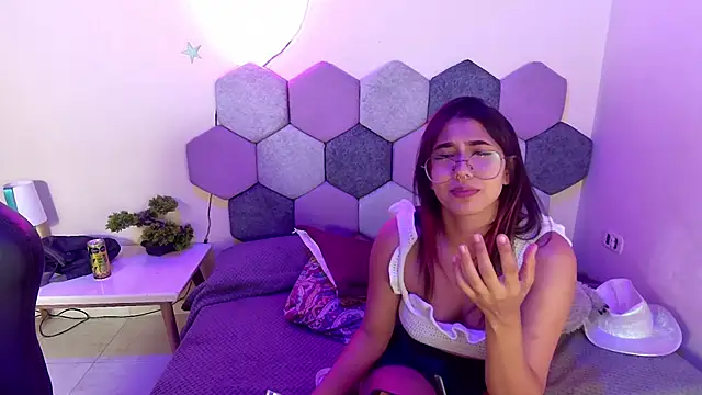 Snapshot of Horny_tgn chatting on January 31, 9:16 pm Horny tgn online show from January 31, 9:16 pm