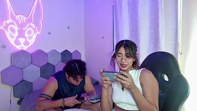 Snapshot of Horny_tgn chatting on February 6, 6:13 pm Horny tgn online show from February 6, 6:13 pm
