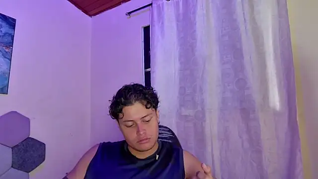 Snapshot of Horny_tgn chatting on October 5, 6:28 pm Horny tgn online show from October 5, 6:28 pm