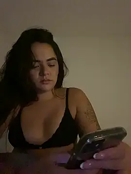 rebeccaareys online show from January 12, 12:39 am