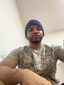 Hyuujhy online show from December 18, 7:25 am