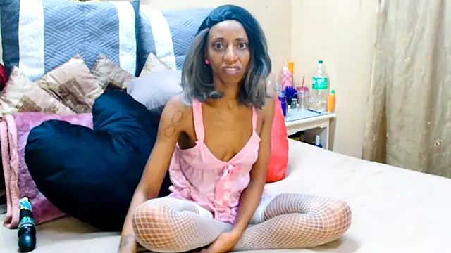 Nubiangiggles online show from February 7, 10:30 pm