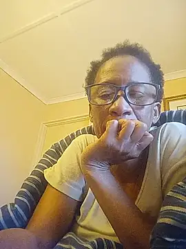 Snapshot of bustybillies chatting on June 9, 2:06 pm bustybillies online show from June 9, 2:06 pm