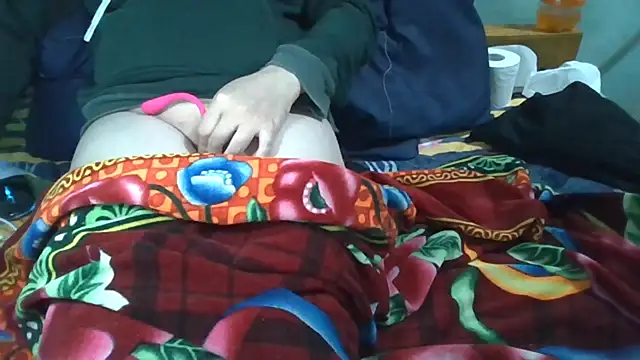 Snapshot of Mine-999 chatting on November 20, 1:44 pm Mine-999 online show from November 20, 1:44 pm