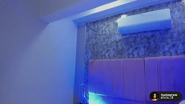 aliccecooper online show from January 10, 10:50 am