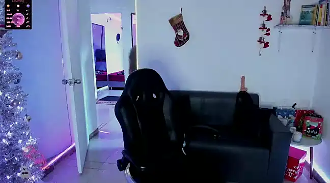 ZhoeStrong online show from January 6, 11:40 am