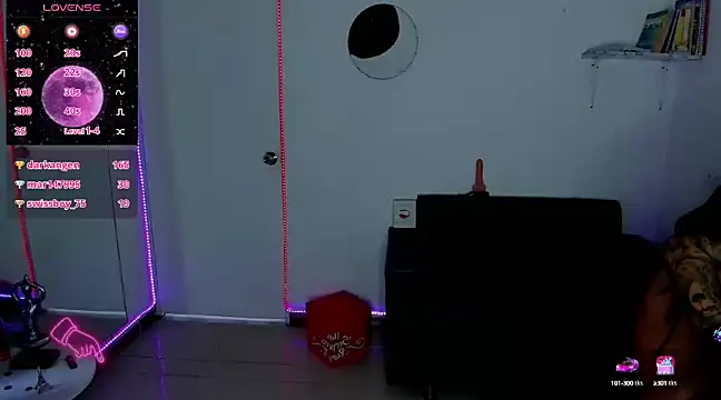 ZhoeStrong online show from January 18, 1:40 pm