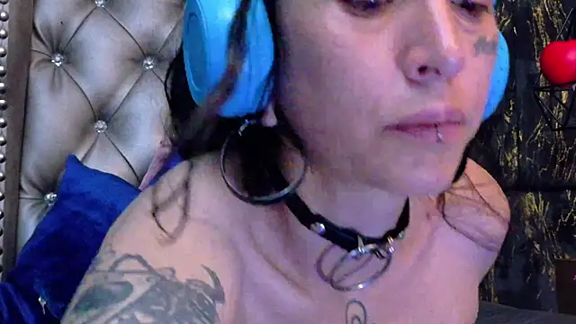 LusstCruella online show from April 29, 1:15 pm