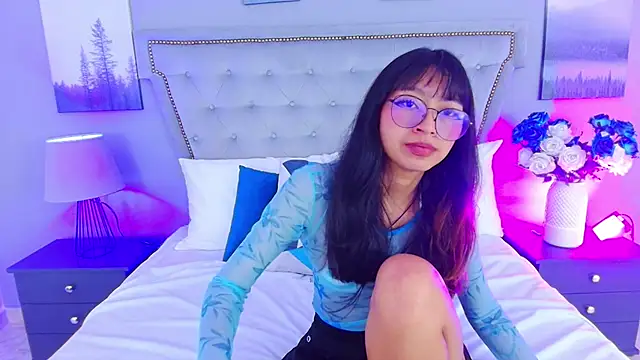 Yommi Winx online show from September 12, 11:15 pm