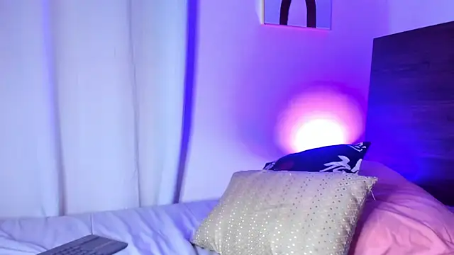 Martina Miiller online show from March 18, 4:48 pm