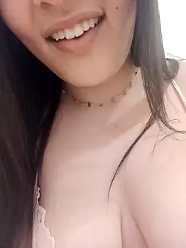 im here- online show from December 10, 7:54 pm