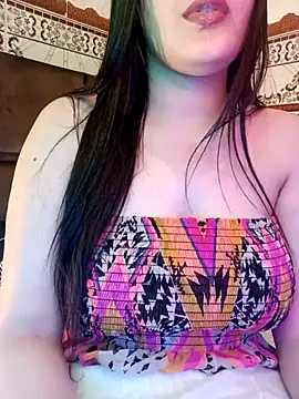 im here- online show from February 8, 3:31 pm