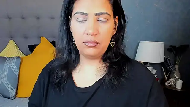 AmyCubes online show from March 7, 6:21 am