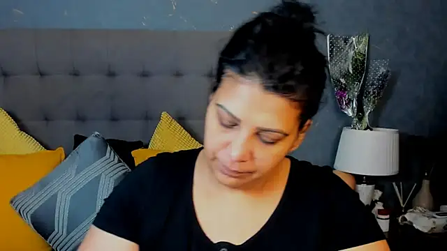 AmyCubes online show from March 12, 5:24 am