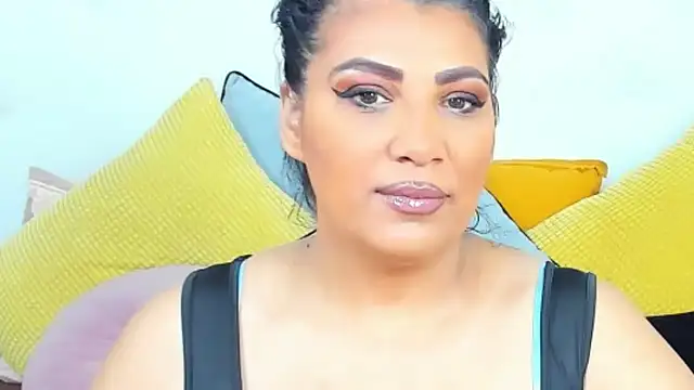Snapshot of AmyCubes chatting on June 29, 2:28 pm AmyCubes online show from June 29, 2:28 pm