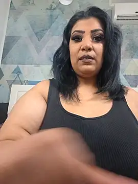 Snapshot of AmyCubes chatting on July 19, 7:28 pm AmyCubes online show from July 19, 7:28 pm