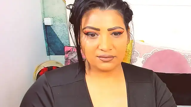 Snapshot of AmyCubes chatting on July 31, 10:14 am AmyCubes online show from July 31, 10:14 am