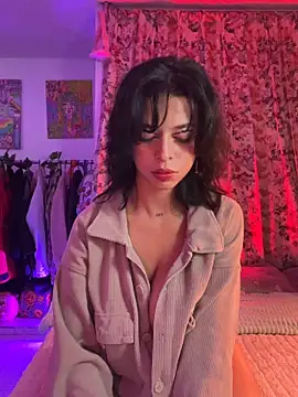 Kitty arts online show from April 28, 10:15 pm