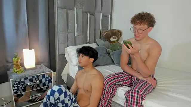 All3ssandr0 online show from October 20, 4:07 pm